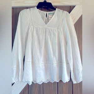Adorable Rockin’ C White Blouse for any occasion. New with tags!